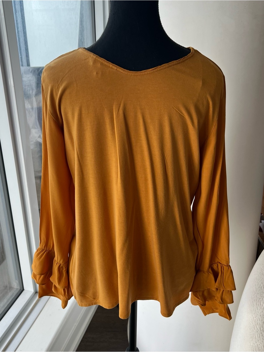 Excellent Condition! Women’s Mustard Long-Sleeve Blouse with Ruffle Cuffs - Picture 3 of 4